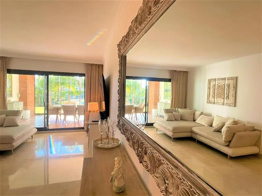 Breathtaking Apartment, Paradise Palm View Marbella Estepona Apartment